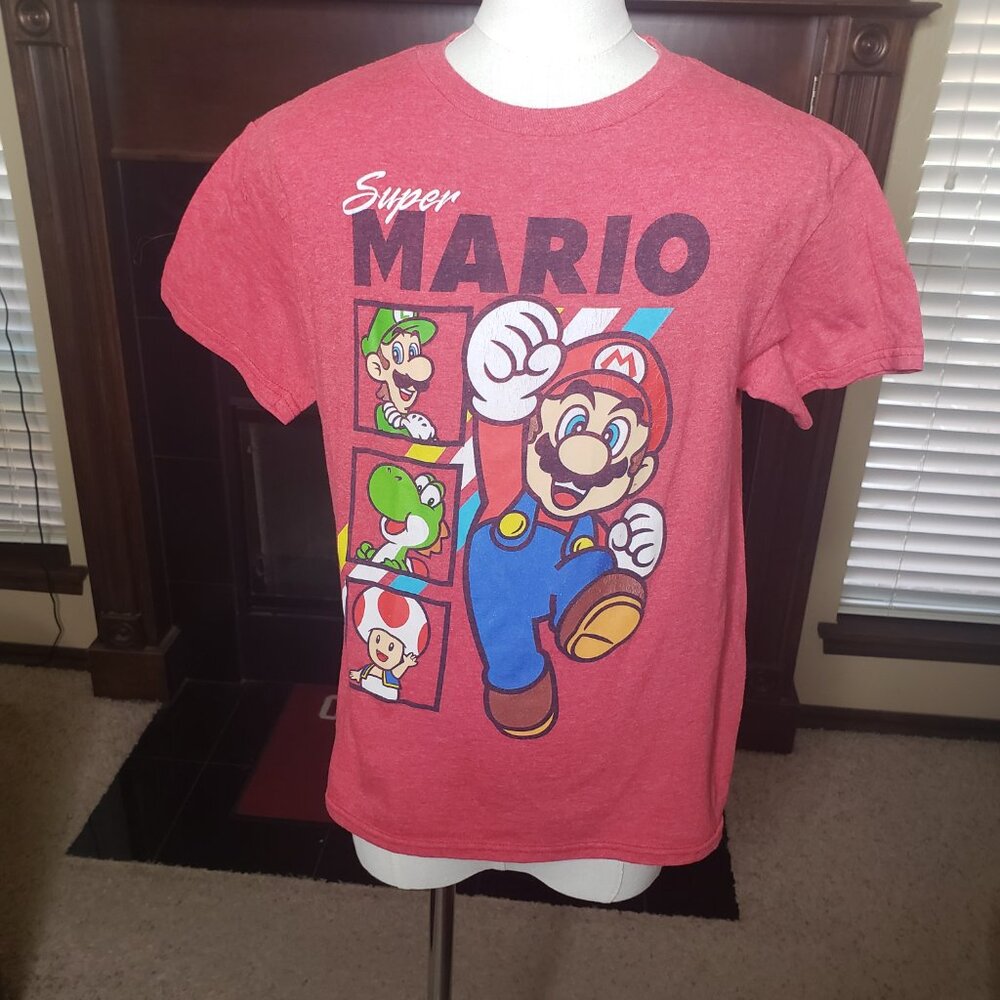 Super Mario Bros “Mario & Friends” Red Graphic T‑Shirt Big Boys Small - Picture 5 of 16